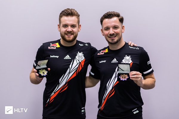 WE与教练正式解约