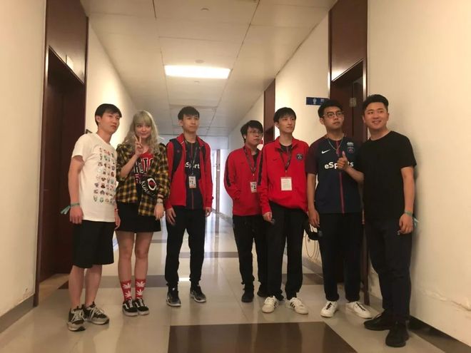 变季后赛的